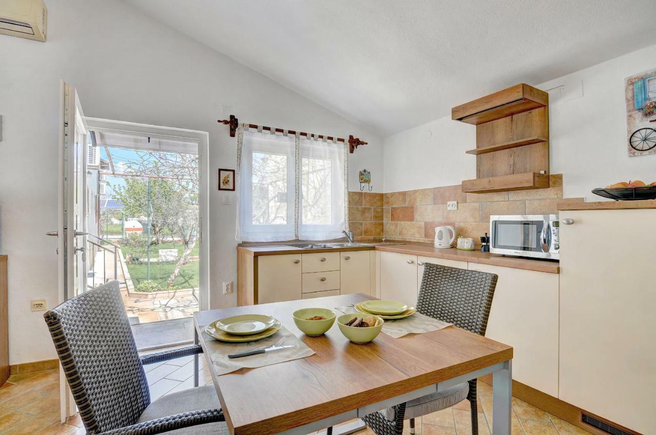 Adriatic Apartments Nada Fažana Zewnętrze zdjęcie